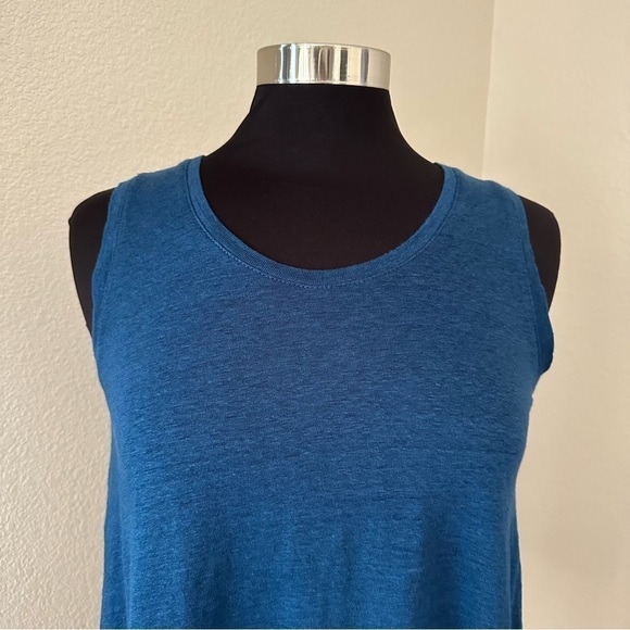 TAHARI Linen Lake Blue Sleeveless Asymmetrical Tank Top - Picture 3 of 11